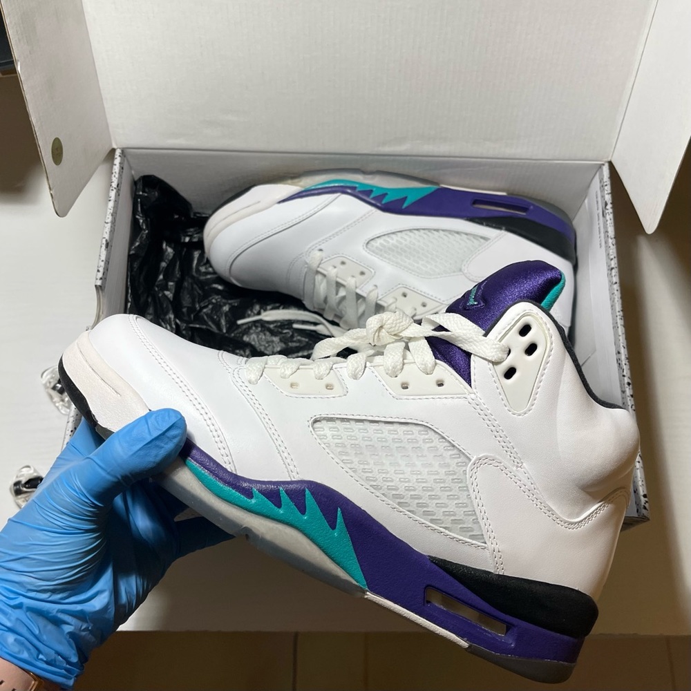 Men’s Jordan 5 Retro Grapes 🍇 LIKE NEW in box! 🔥